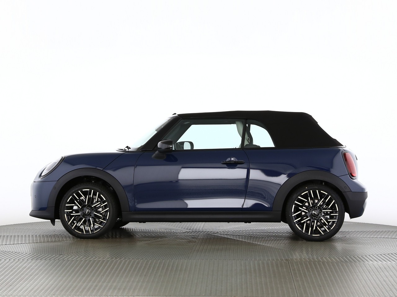 MINI Cooper C Cabriolet DKG-image-2
