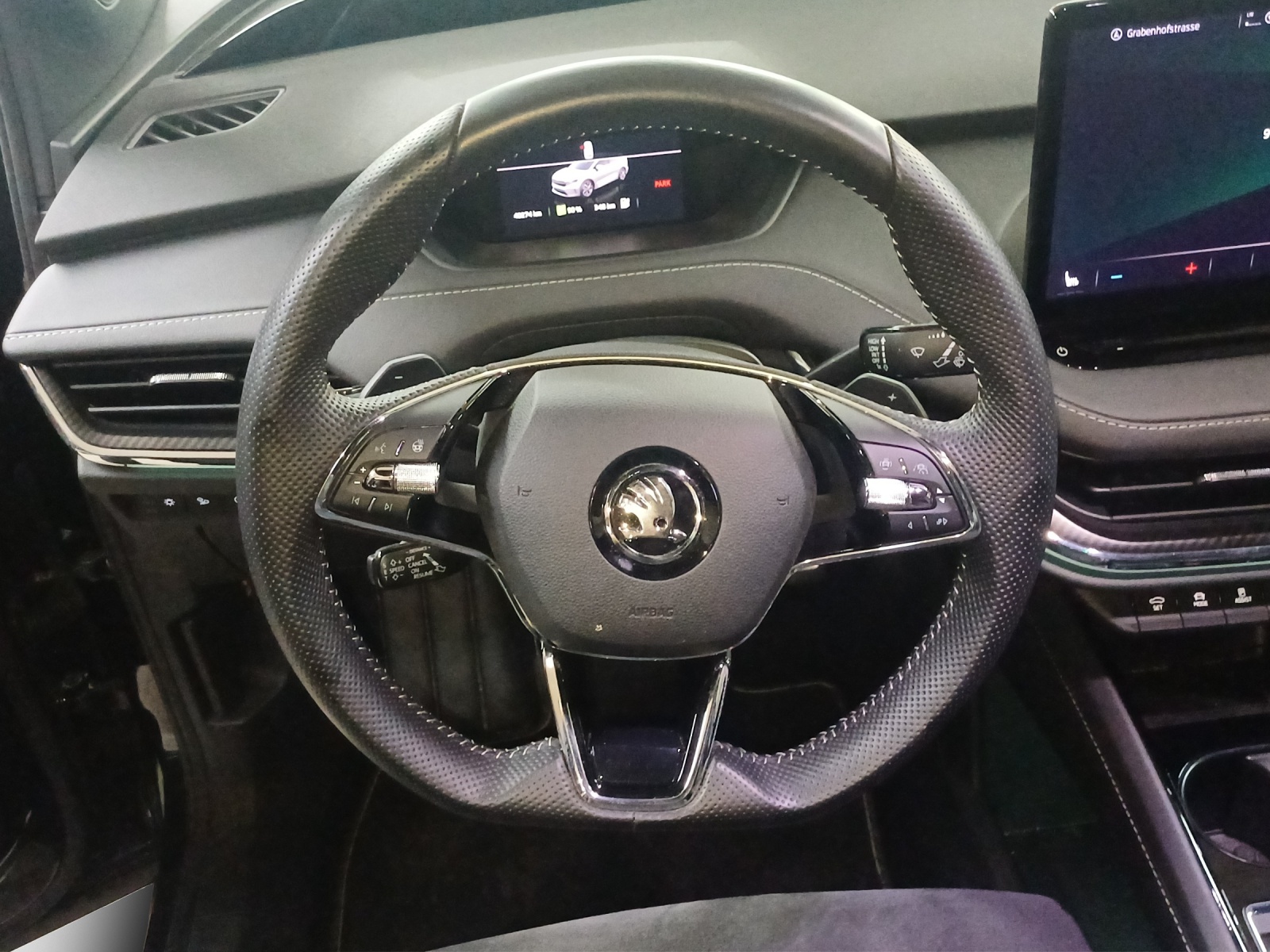 SKODA Enyaq iV 80x SportLine-image-10