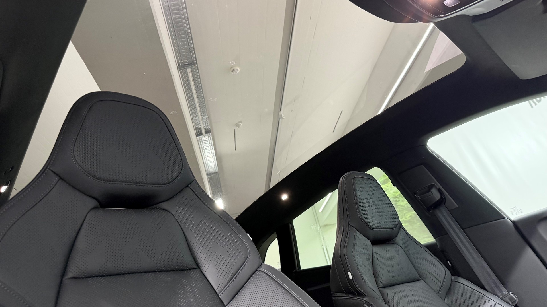POLESTAR 4 Long Range Dual Motor Prime-image-13