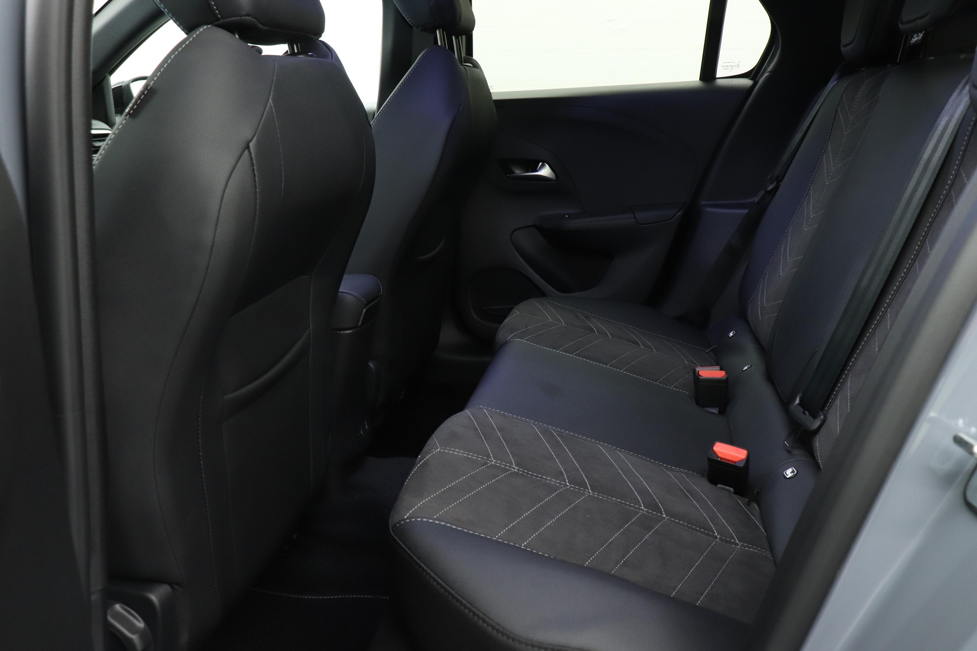 OPEL Corsa-e 156 GS-image-7