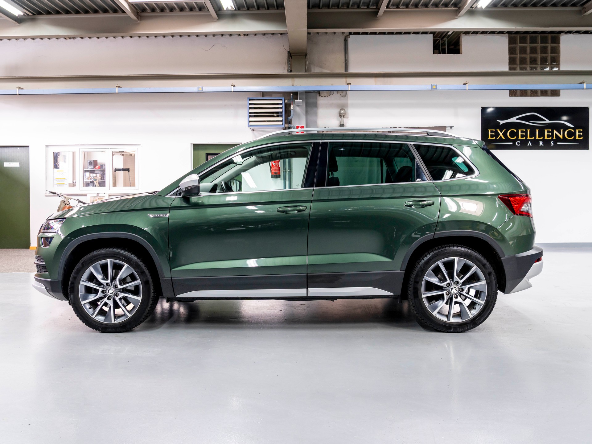 SKODA Karoq 1.5 TSI ACT Scout 4x4 DSG-image-3