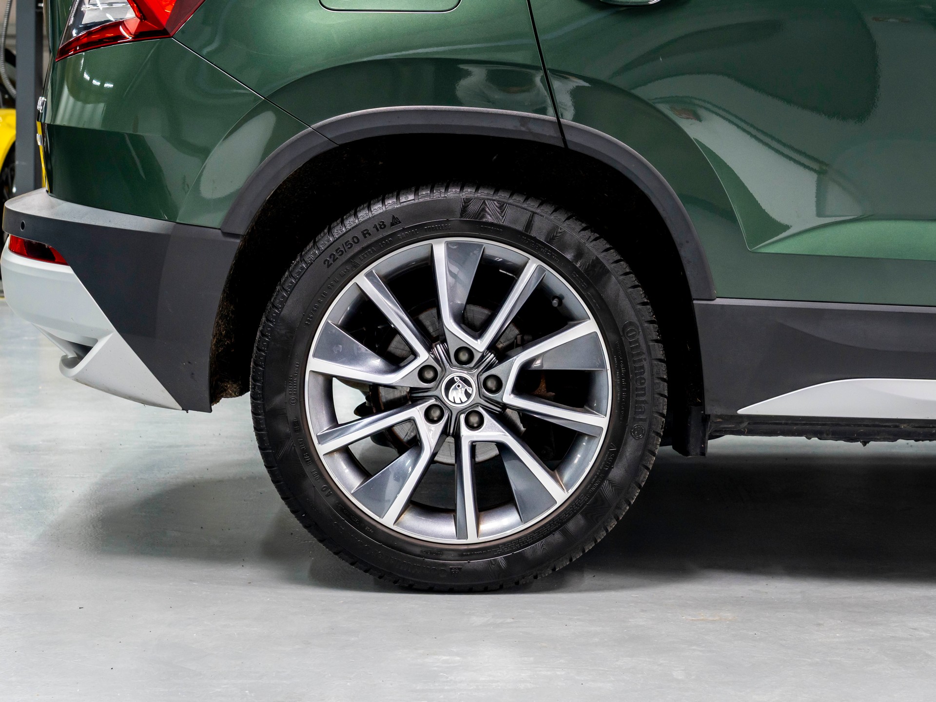 SKODA Karoq 1.5 TSI ACT Scout 4x4 DSG-image-11