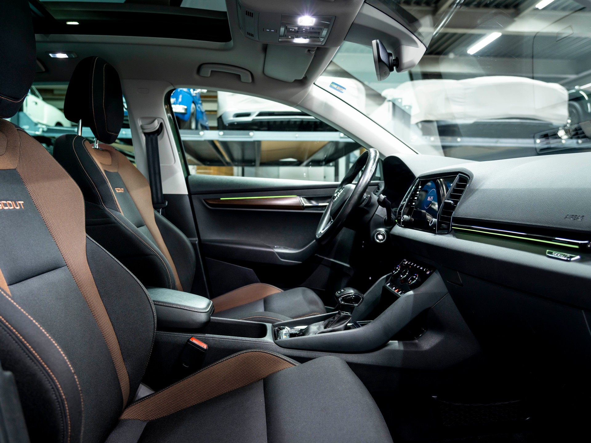 SKODA Karoq 1.5 TSI ACT Scout 4x4 DSG-image-24