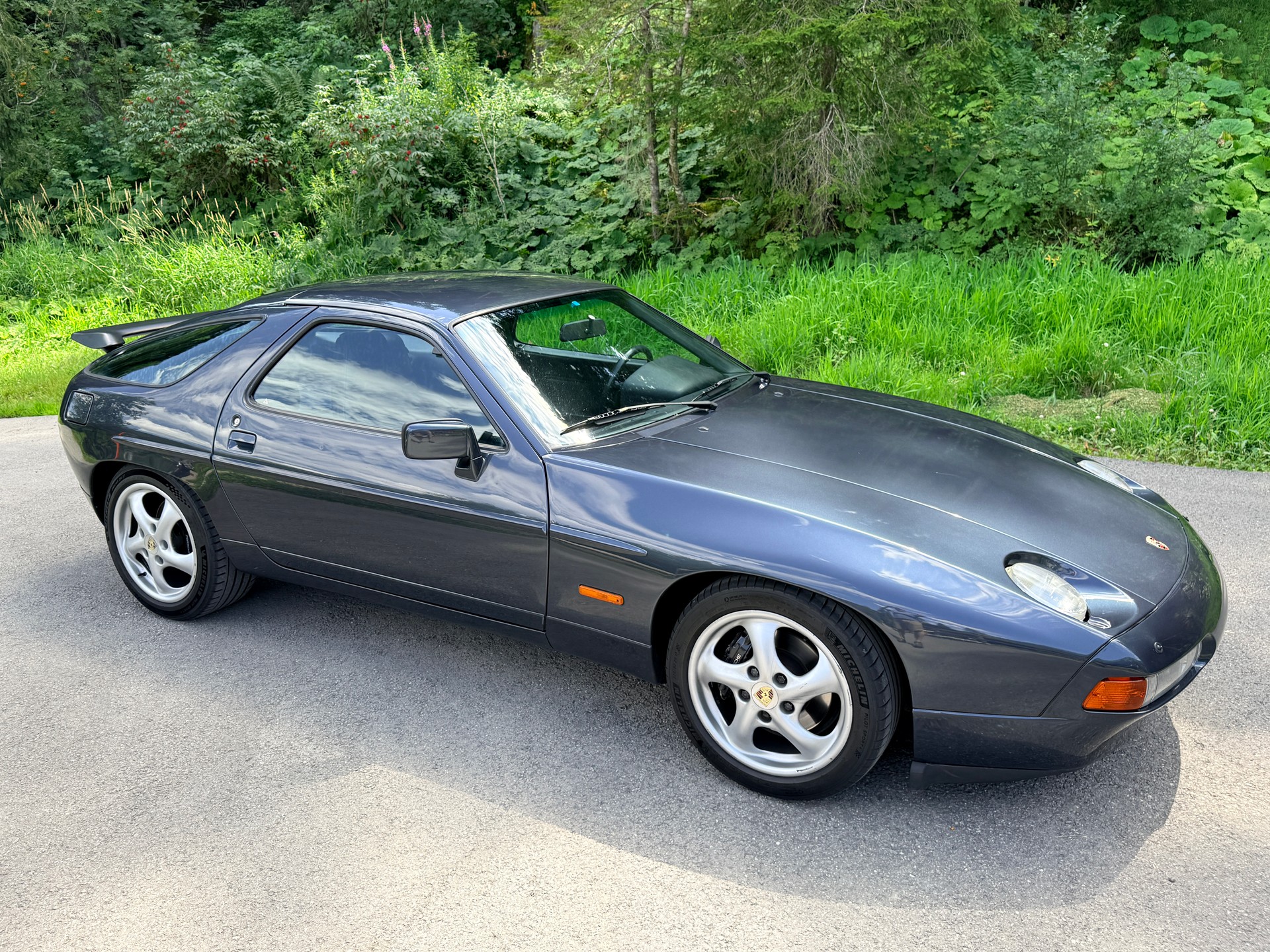 PORSCHE 928-image-5