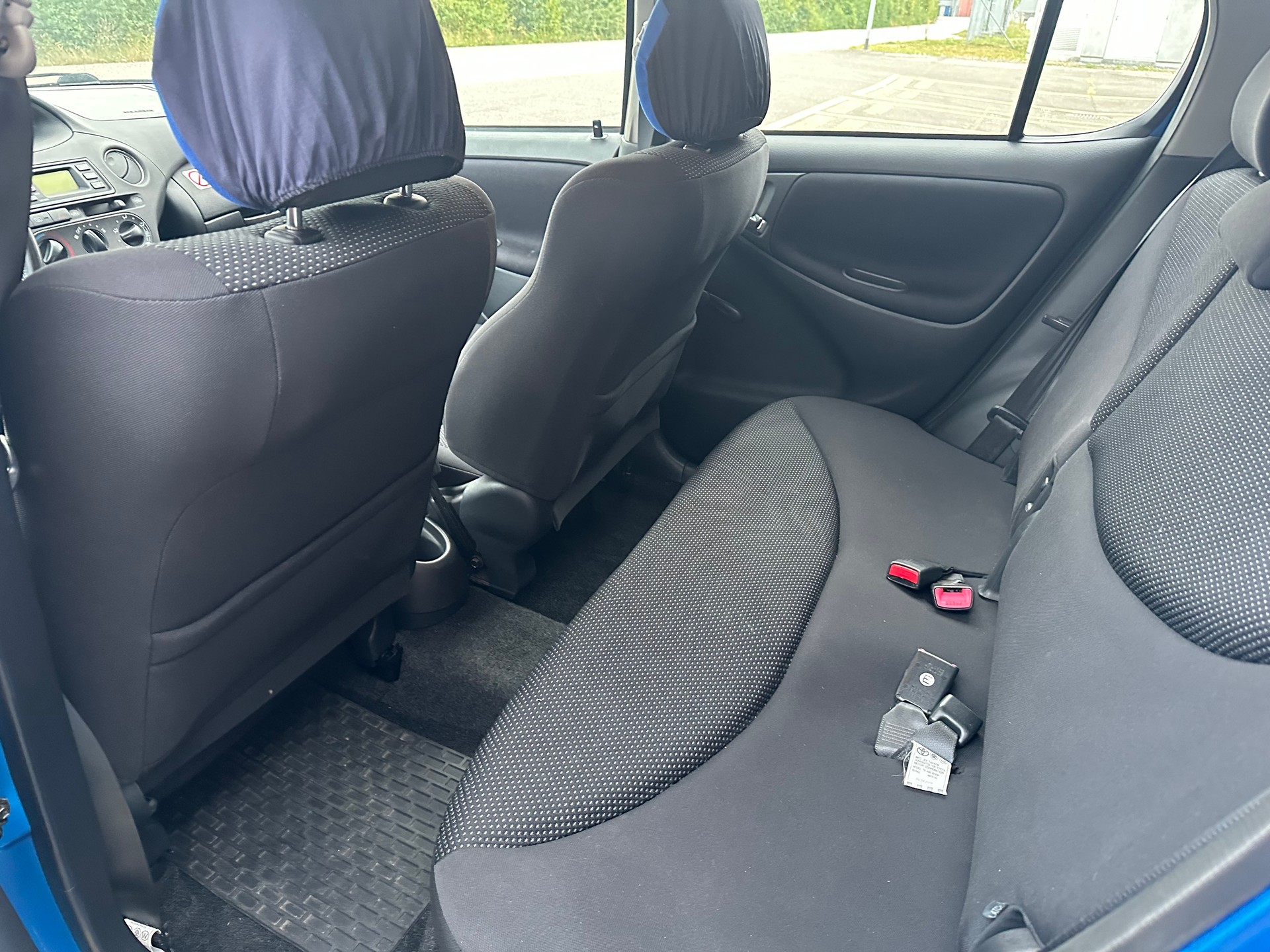 TOYOTA Yaris 1.5 TS-image-4