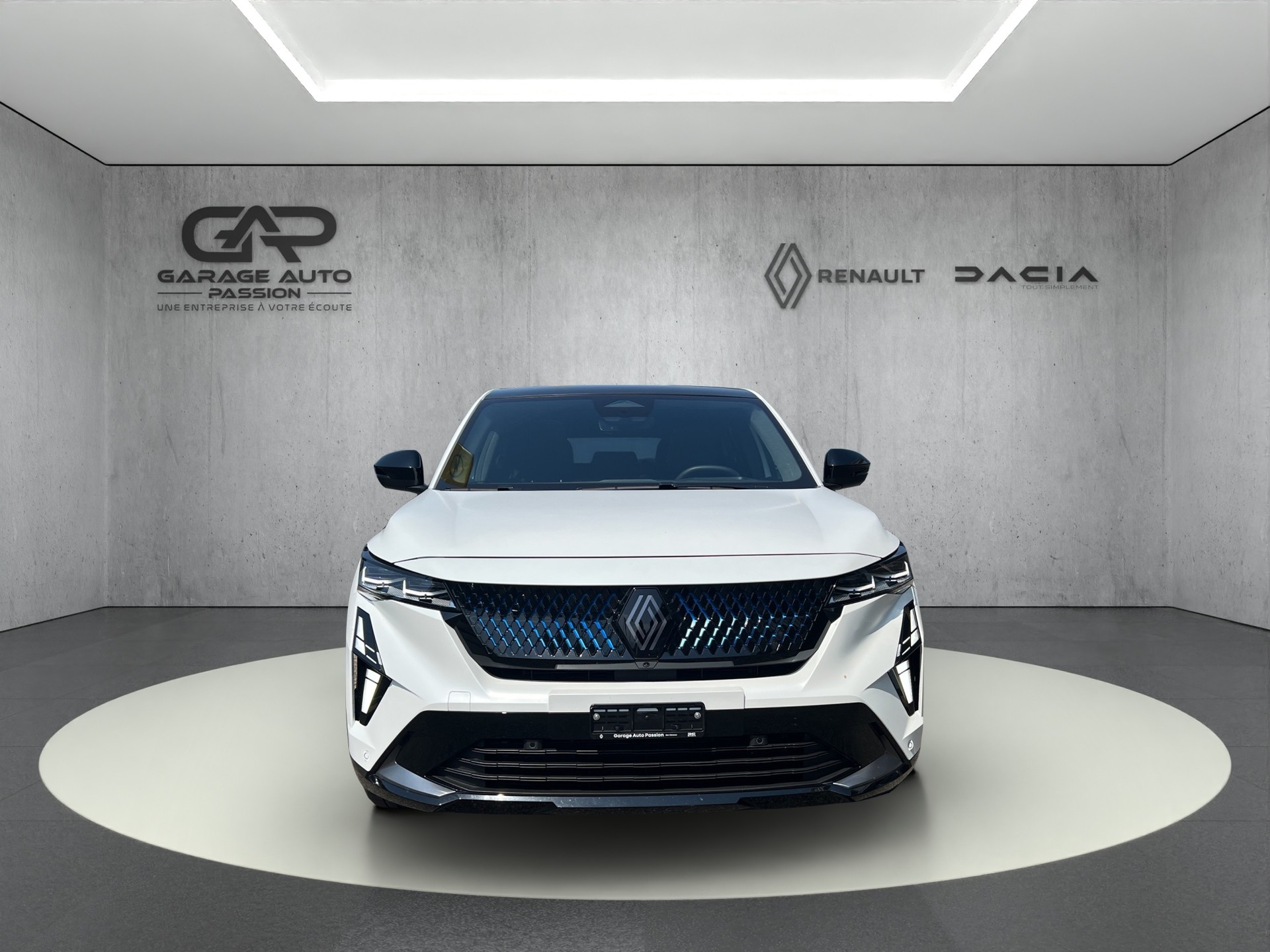 RENAULT Rafale 1.2 E-Tech Hybrid 200 Esprit Alpine-showroom-element-1