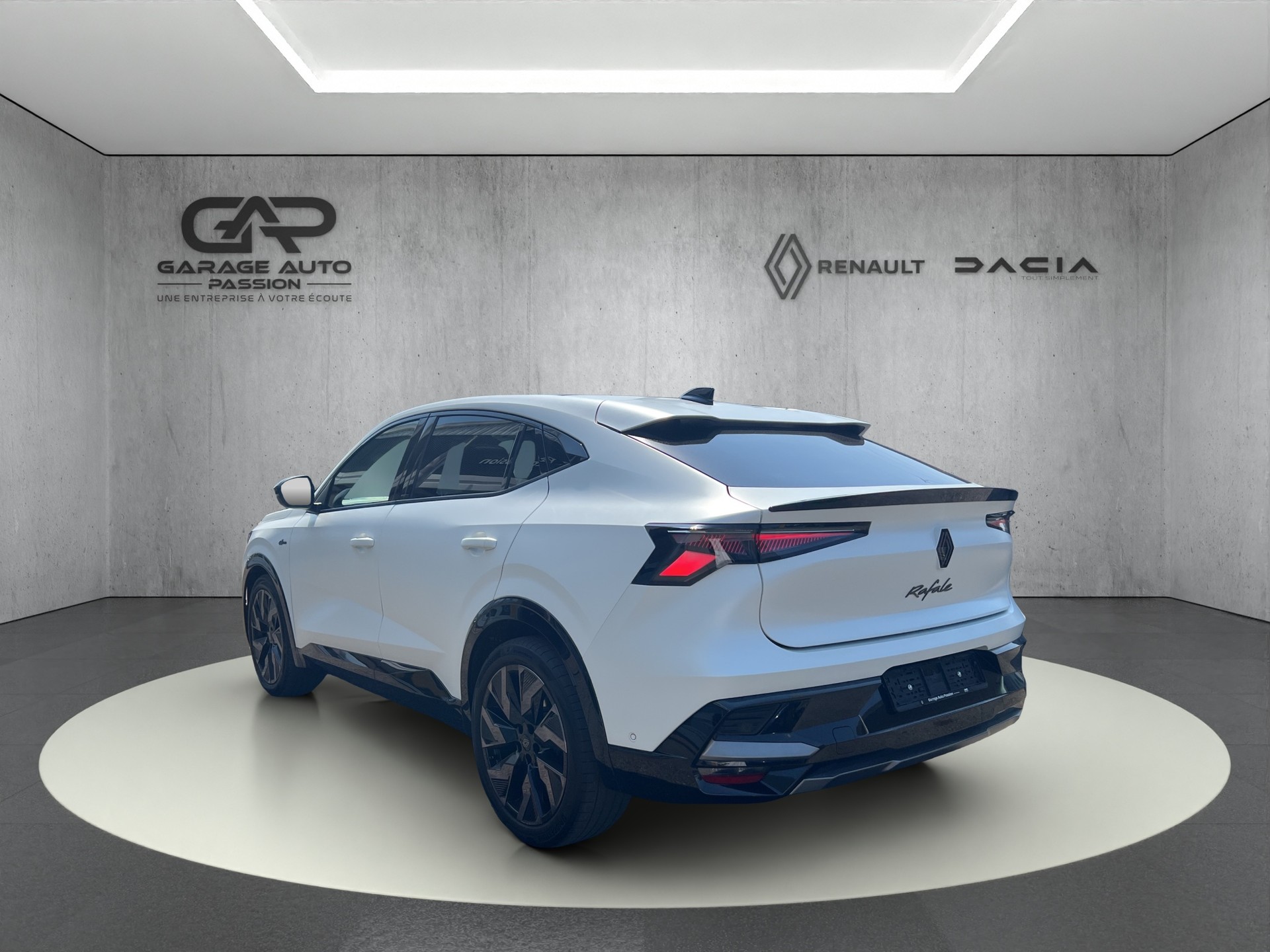 RENAULT Rafale 1.2 E-Tech Hybrid 200 Esprit Alpine-image-5