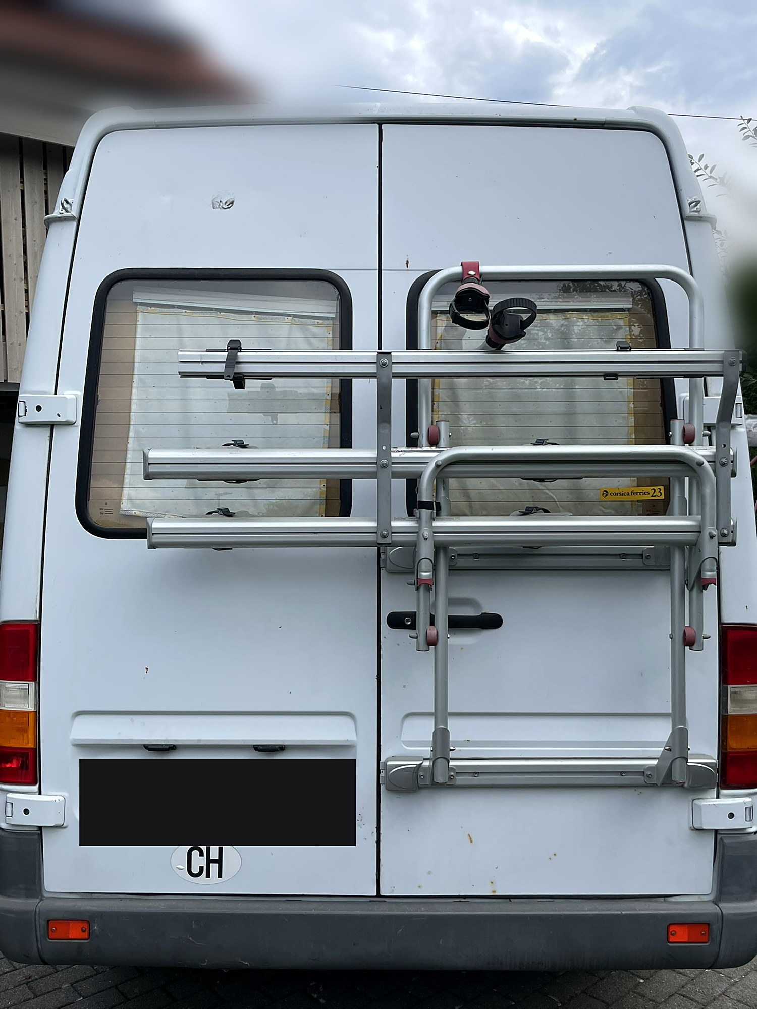 MERCEDES-BENZ 310 D, fourgon équipé 4 lits-image-2