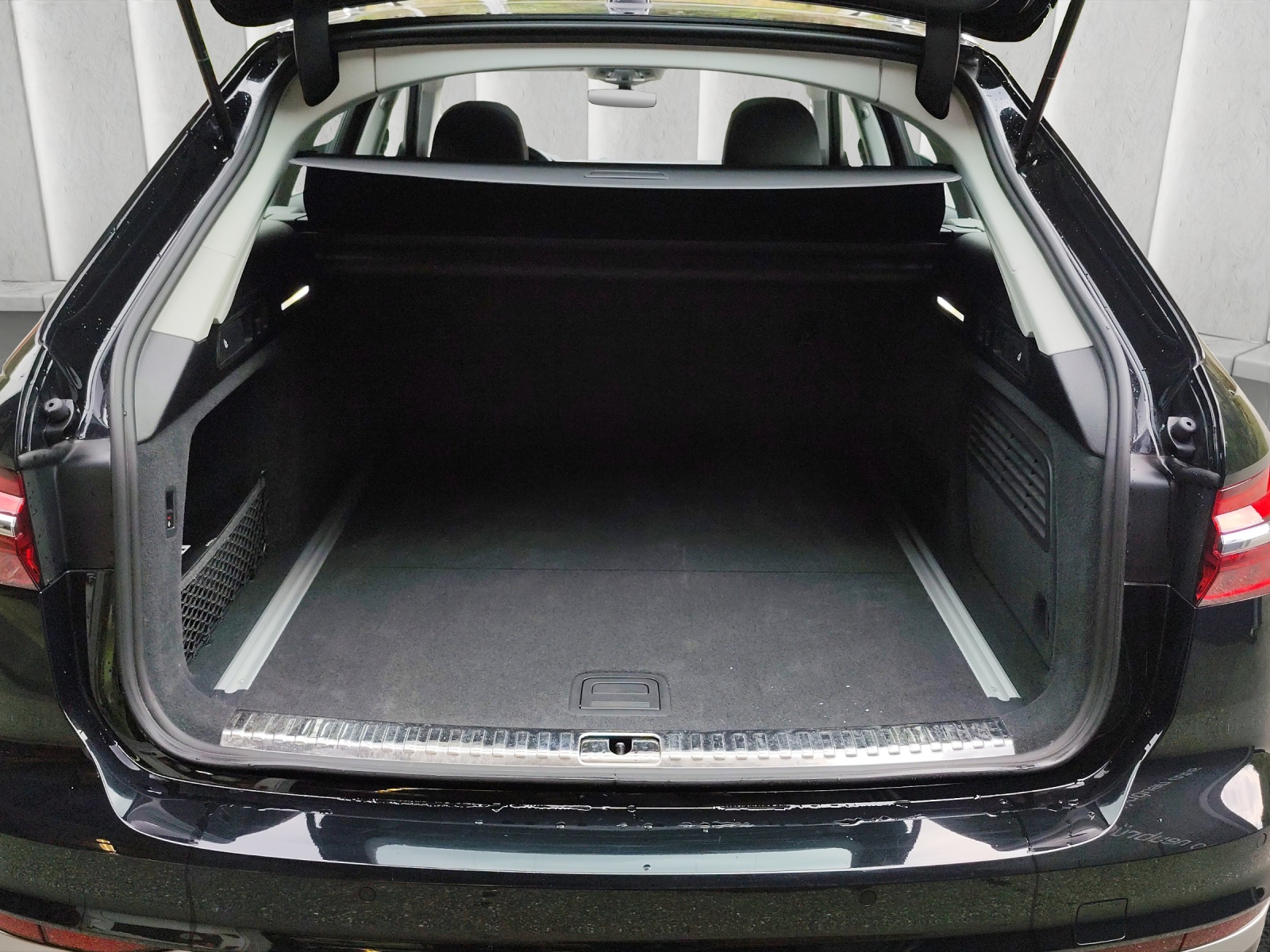 AUDI A6 allroad 45 TDI quattro tiptronic-image-10