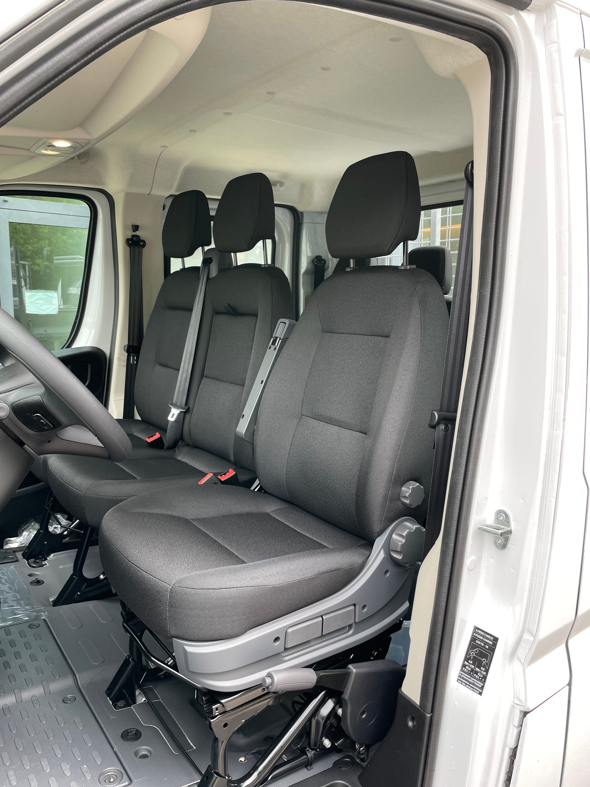 FIAT Ducato 35 L3 Maxi Doka Dreiseiten-Kipper mit AHK-image-15