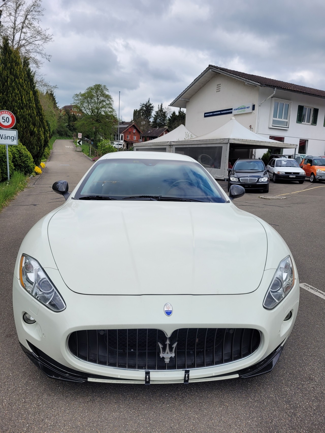 MASERATI S-showroom-element-1