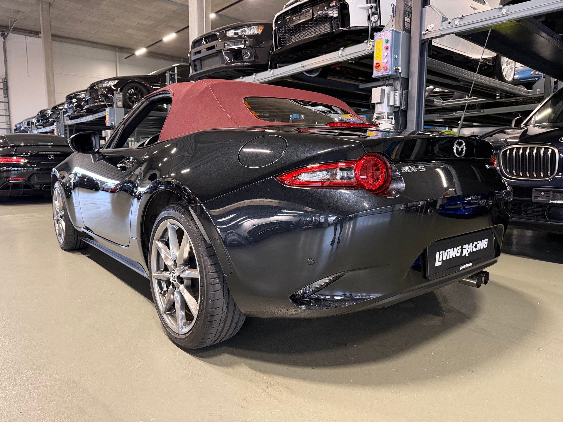 MAZDA MX-5 SKYACTIV-G 184 Revolution-image-3