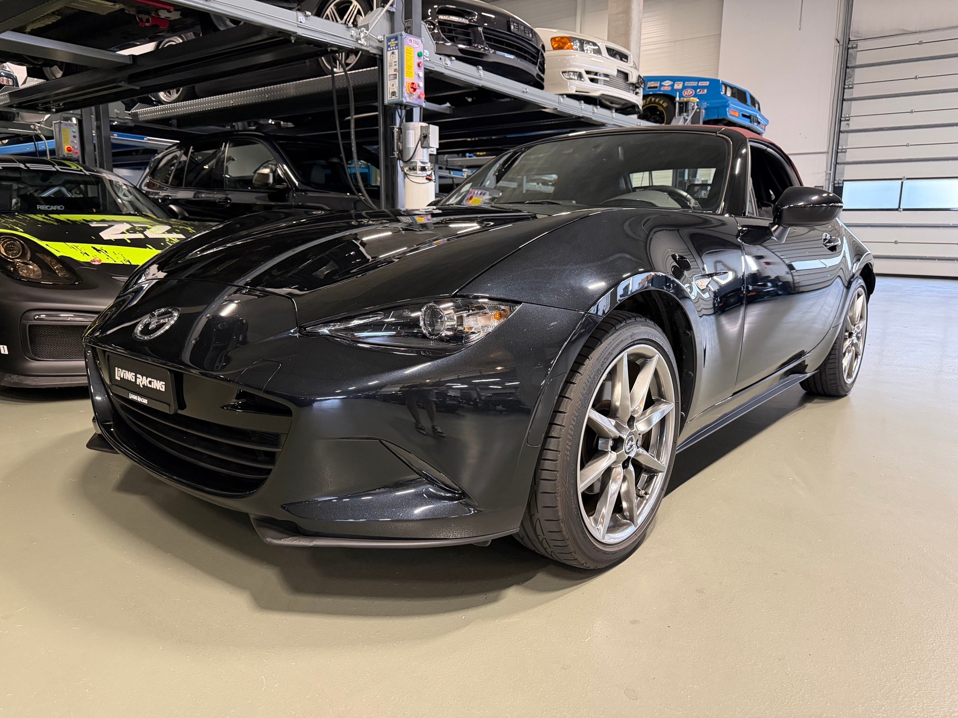 MAZDA MX-5 SKYACTIV-G 184 Revolution-image-2