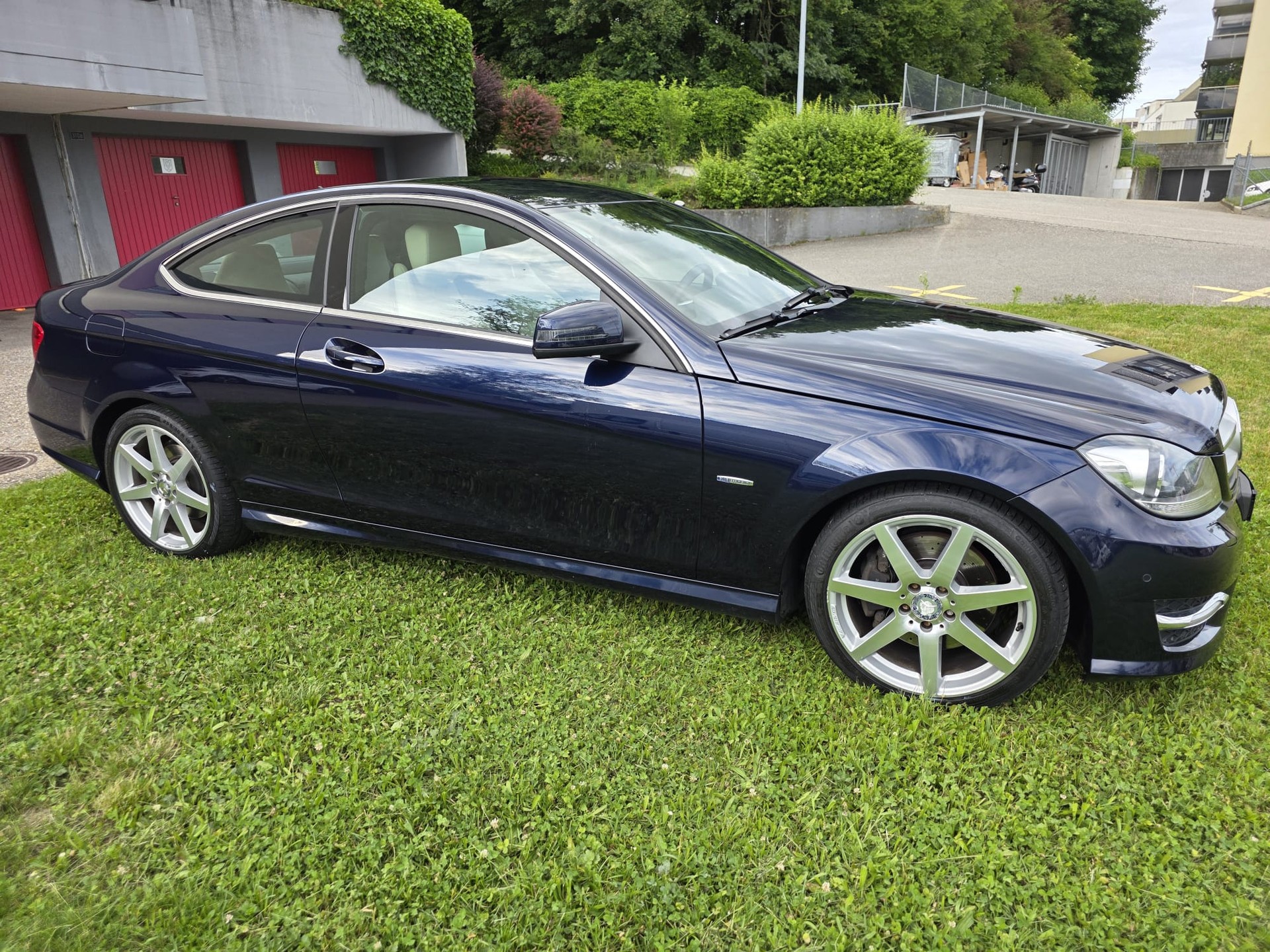 MERCEDES-BENZ C 350 Coupé 7G-Tronic-image-8