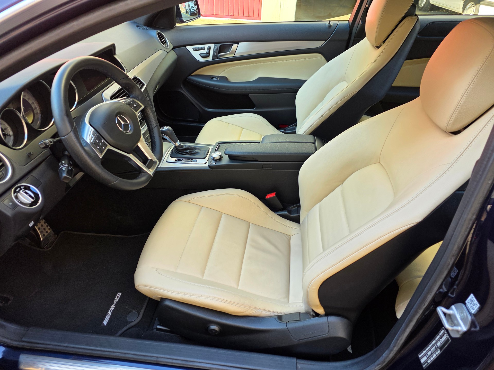 MERCEDES-BENZ C 350 Coupé 7G-Tronic-image-12
