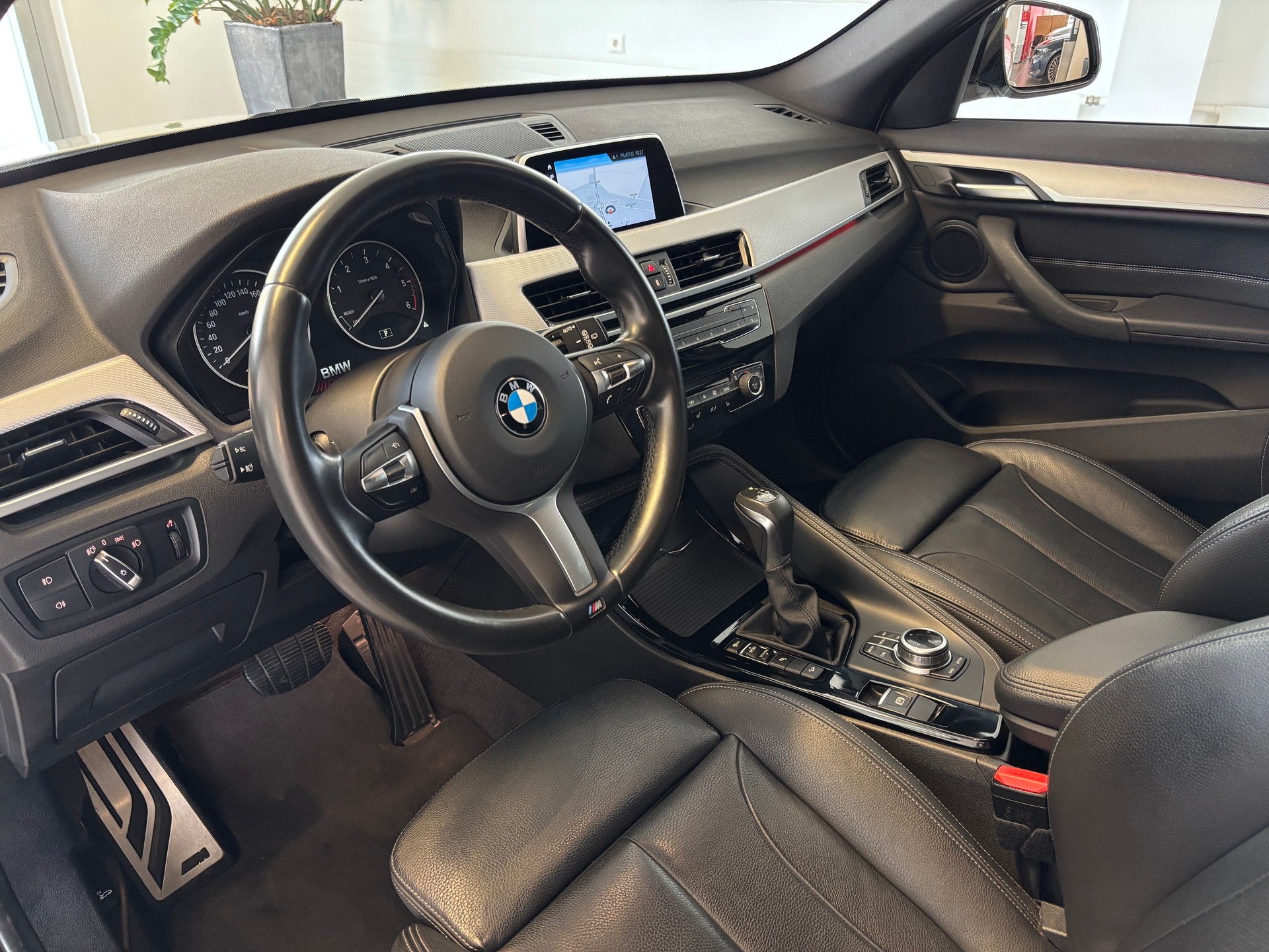 BMW X1 xDrive 25d M Sport Steptronic-image-4