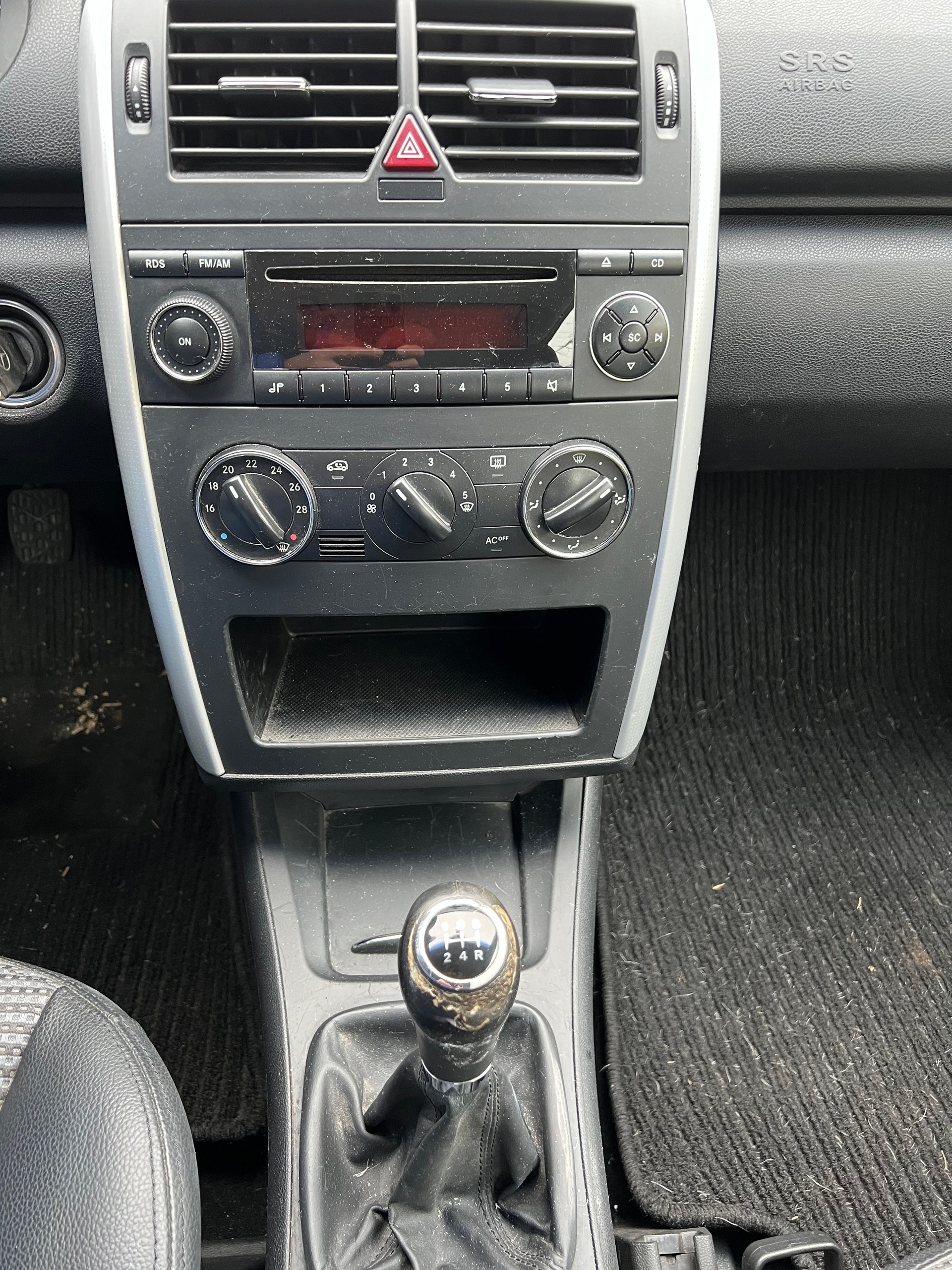 MERCEDES-BENZ A 160 CDI Avantgarde-image-6
