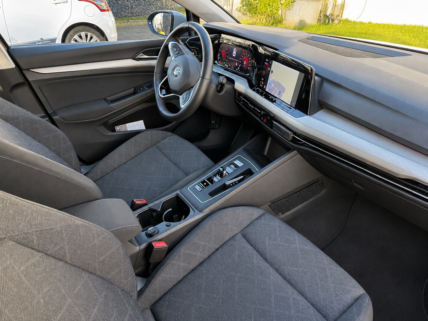VW 1.5 eTSI Life DSG-image-2