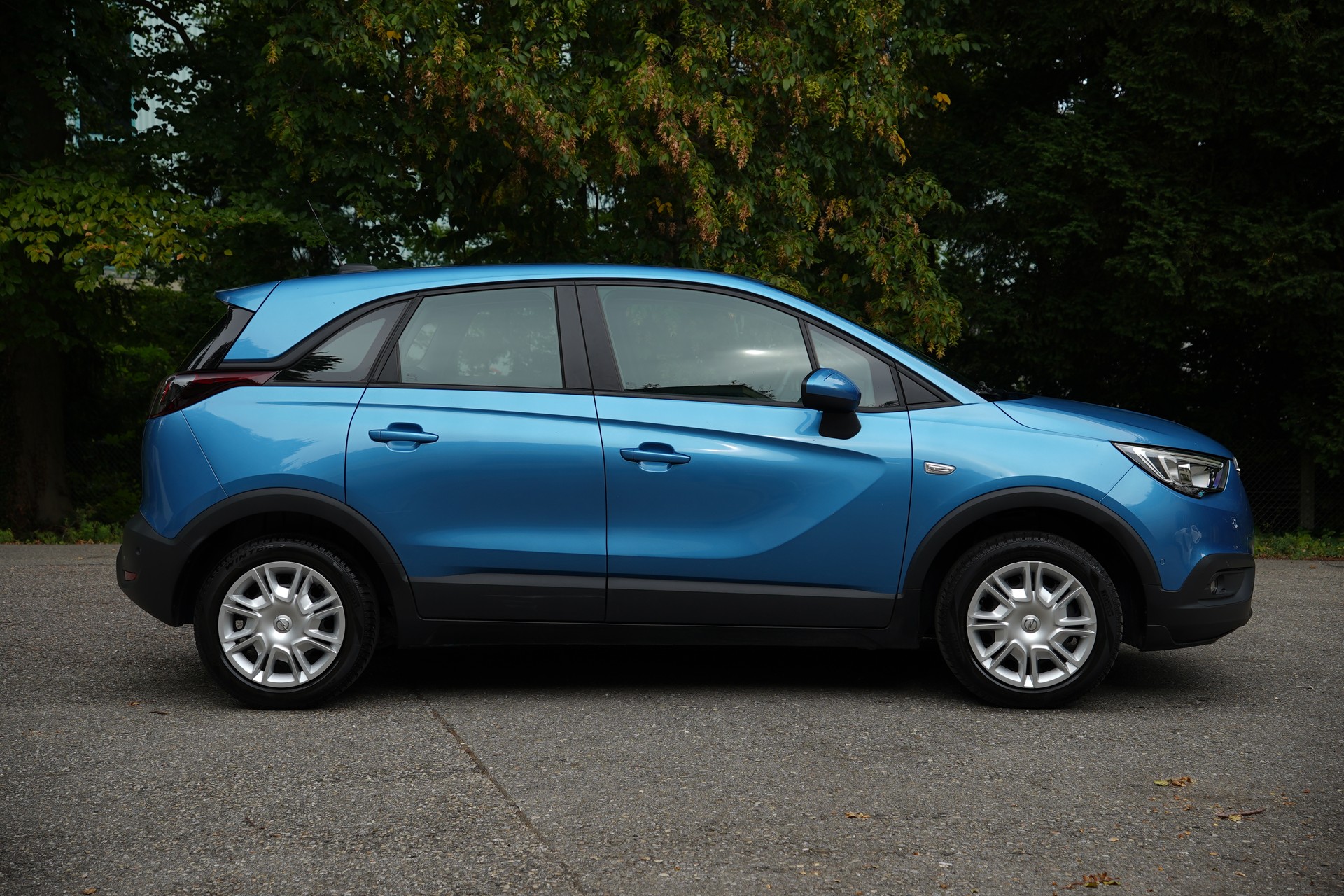 OPEL Crossland X 1.2i TP Enjoy Automatik-image-1