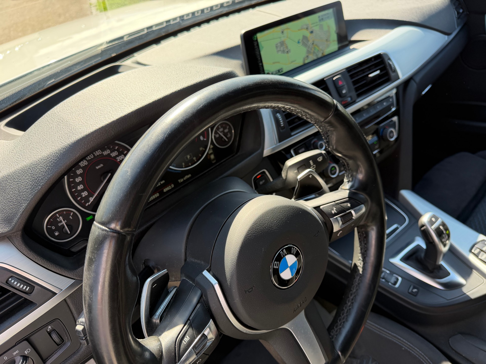 BMW 335d xDrive M Sport Steptronic-image-19