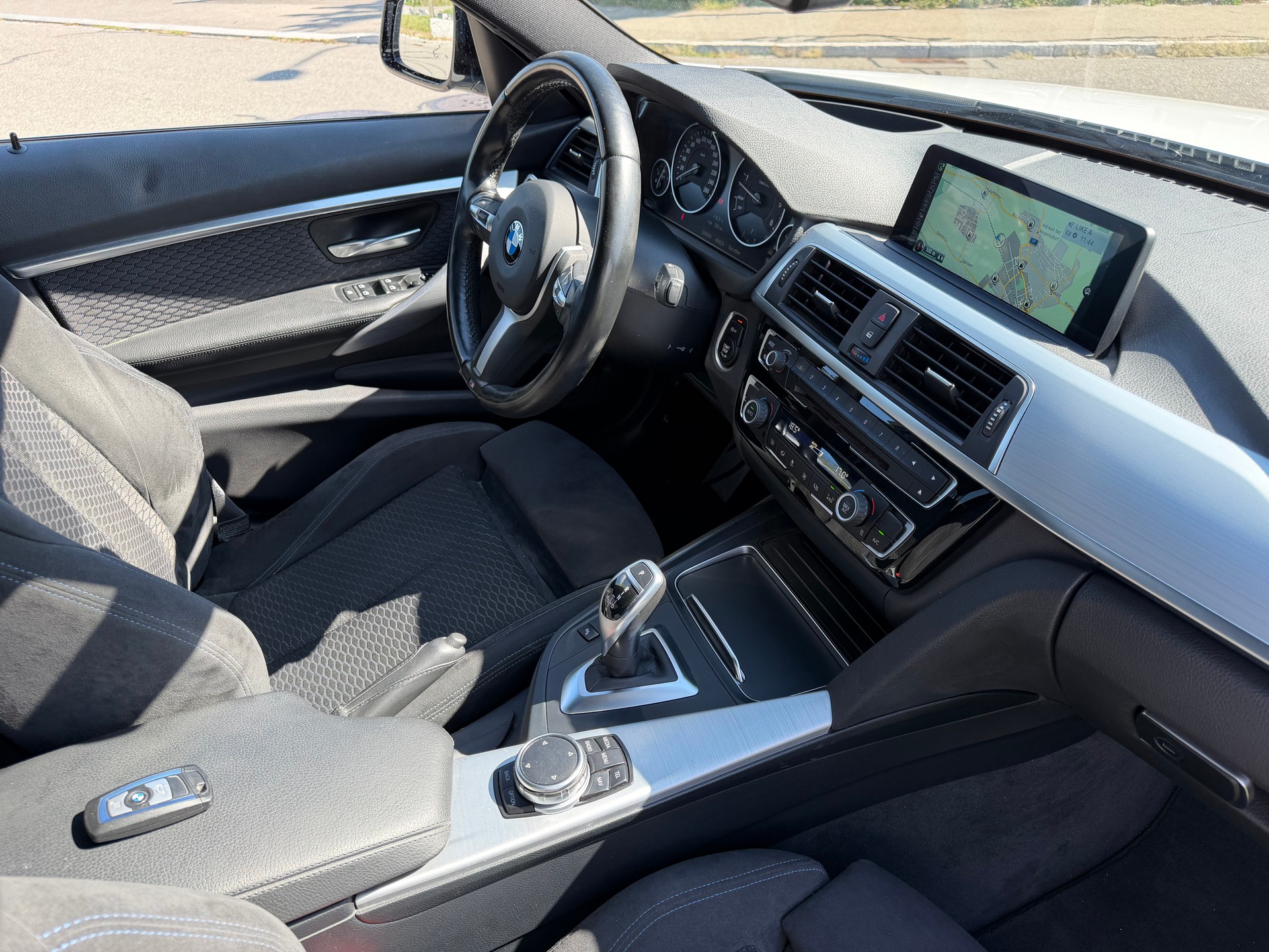 BMW 335d xDrive M Sport Steptronic-image-18
