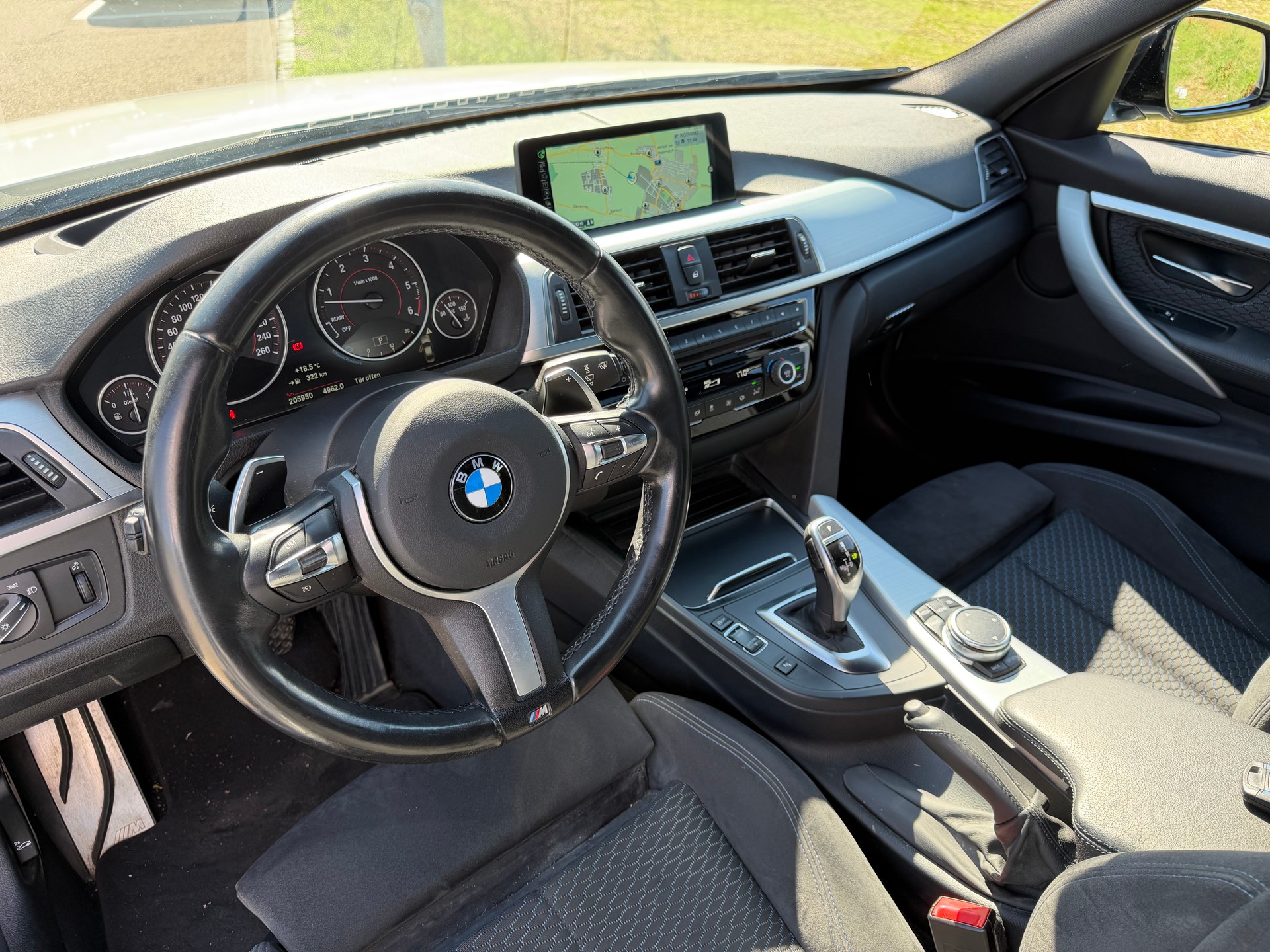 BMW 335d xDrive M Sport Steptronic-image-17
