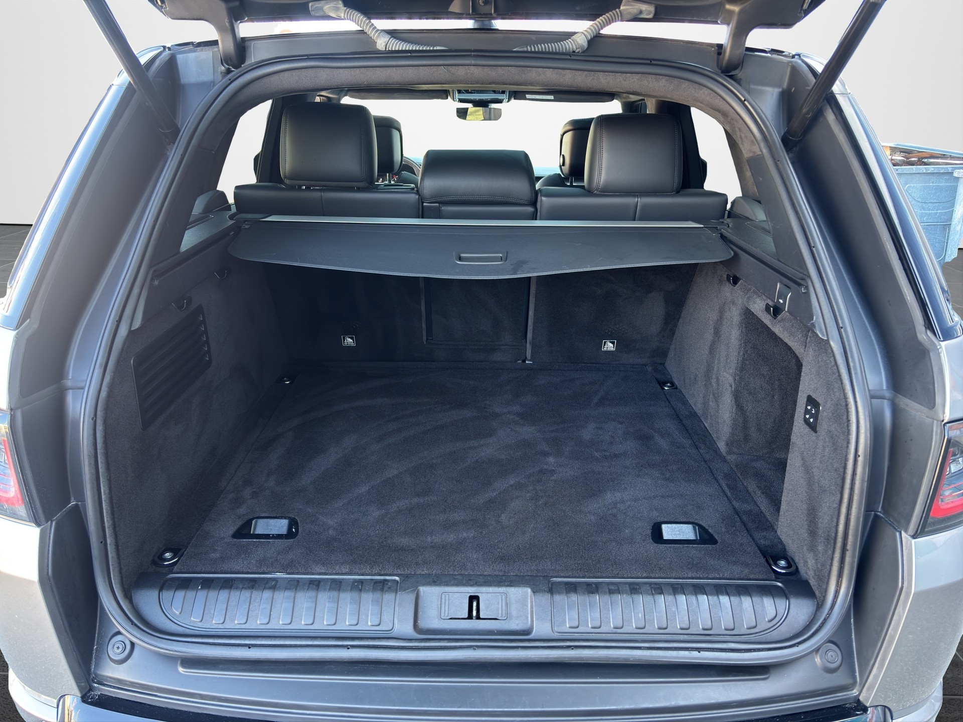 LAND ROVER Range Rover Sport 3.0 I6 HST-image-11