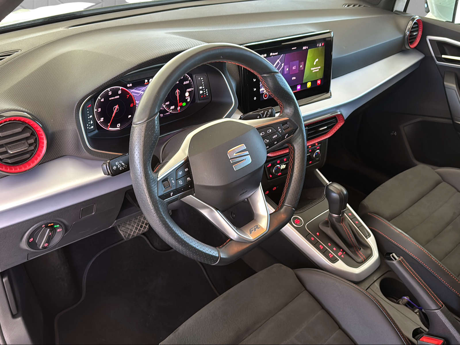 SEAT Arona 1.0 TSI Eco Hola FR DSG-image-11