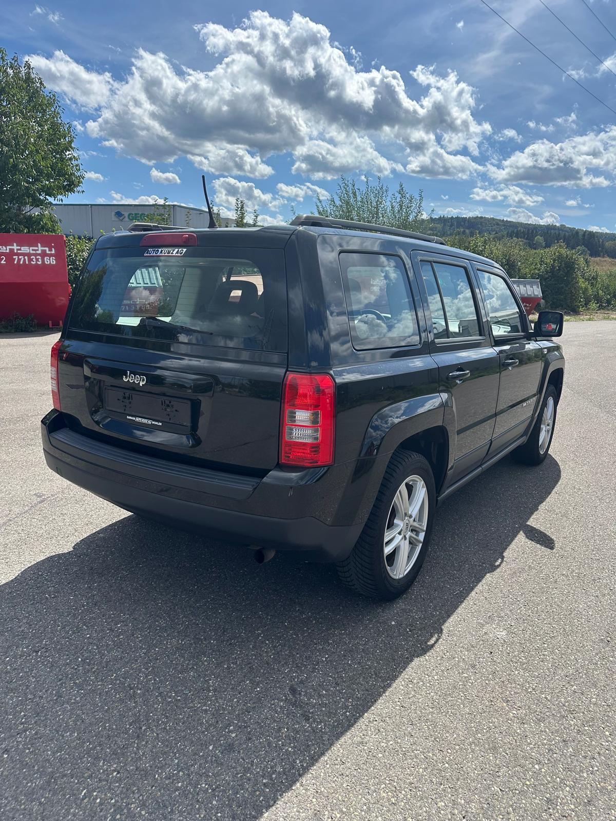JEEP Patriot 2.4 Sport-image-8