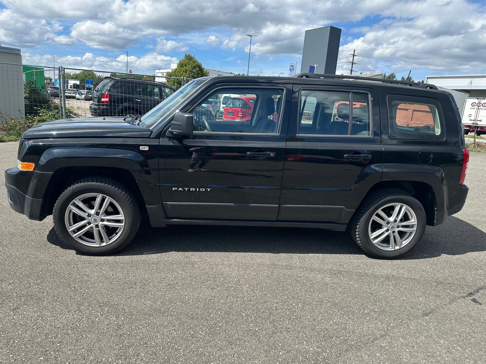 JEEP Patriot 2.4 Sport-image-1