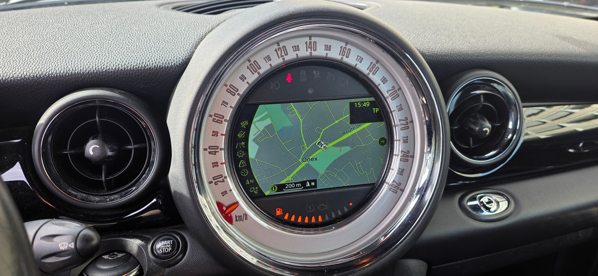 MINI Cooper Cabriolet Steptronic-image-6