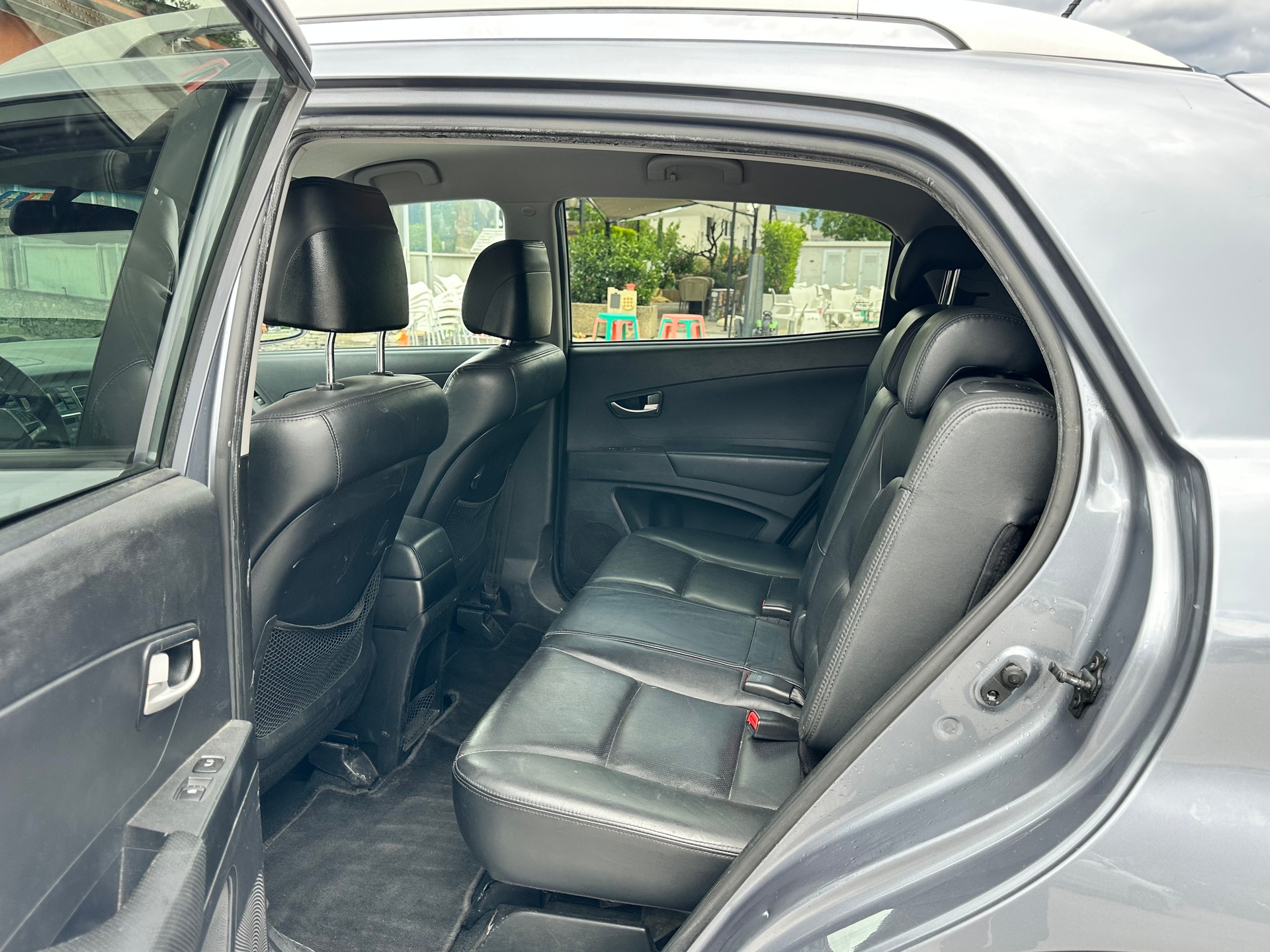 KGM-SsangYong Korando 2.0 e-XDI Quartz 4WD Automatic-image-15
