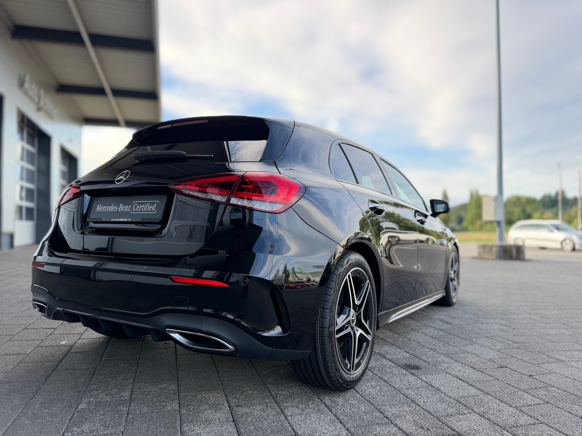 MERCEDES-BENZ A 250 4Matic AMG Line 4Matic 7G-DCT-showroom-element-1