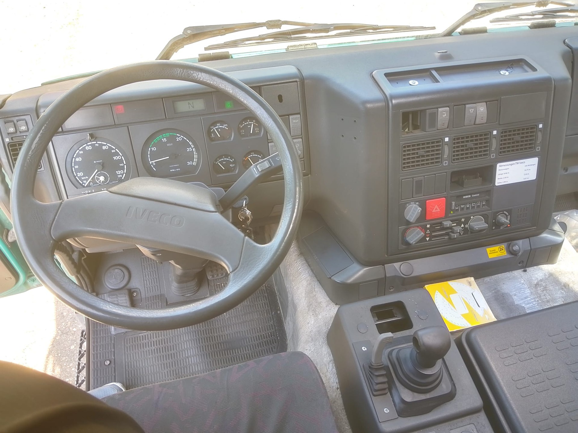 IVECO 190 E 40 CURSOR-image-9