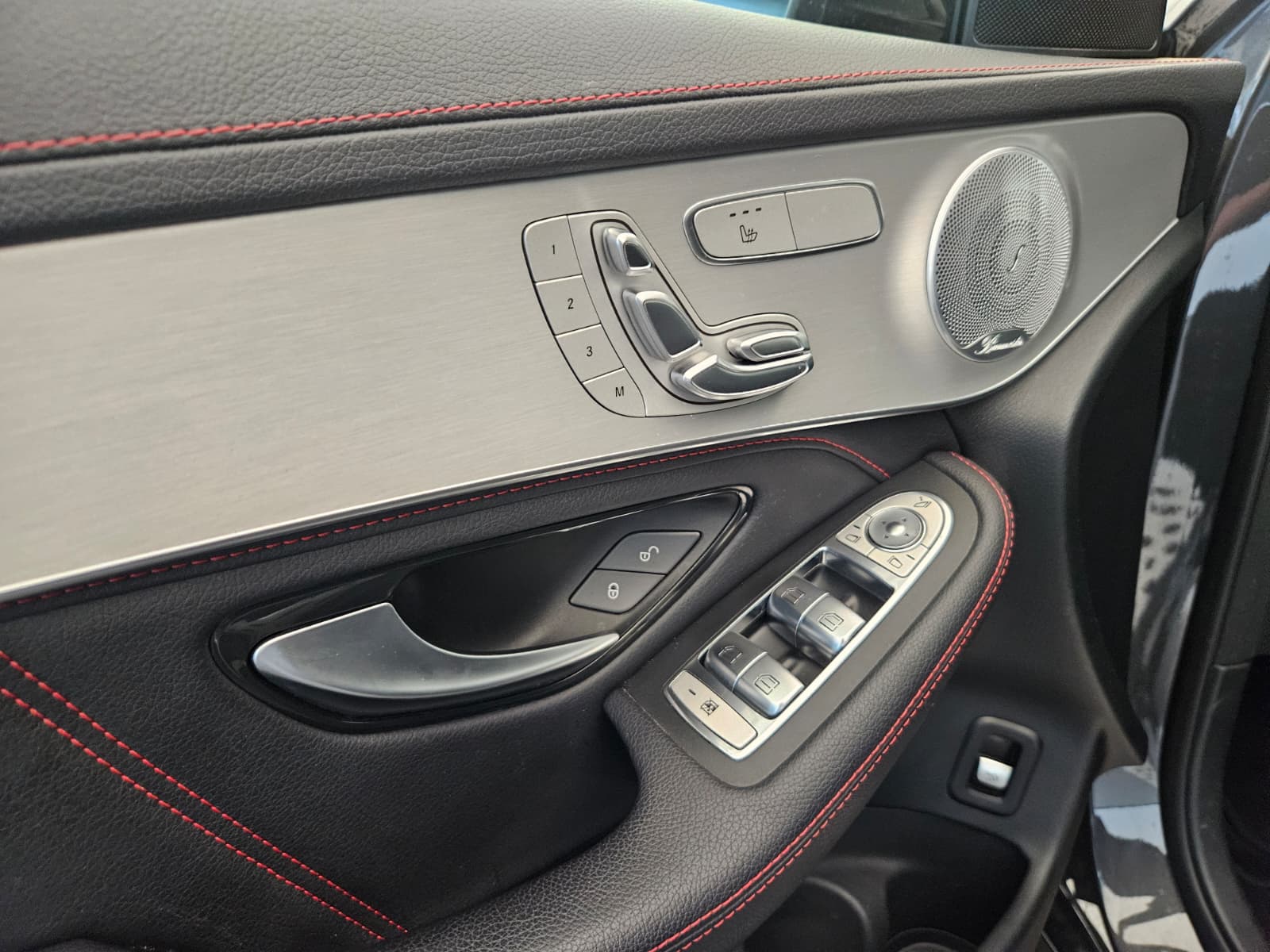 MERCEDES-BENZ GLC Coupé 43 AMG 4Matic 9G-Tronic-image-9