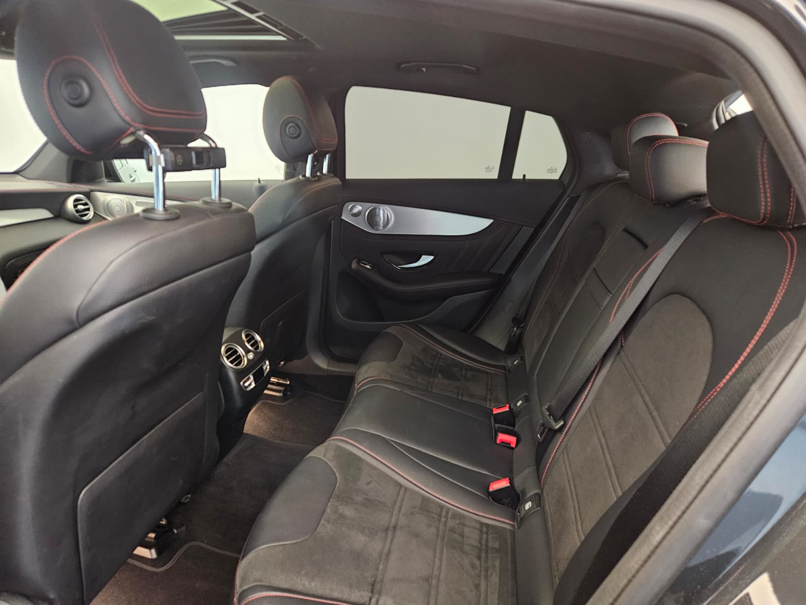 MERCEDES-BENZ GLC Coupé 43 AMG 4Matic 9G-Tronic-image-11