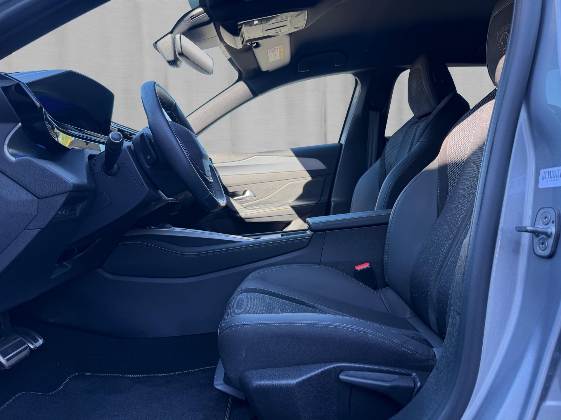PEUGEOT 308 SW 1.6 PHEV 180 GT-image-8