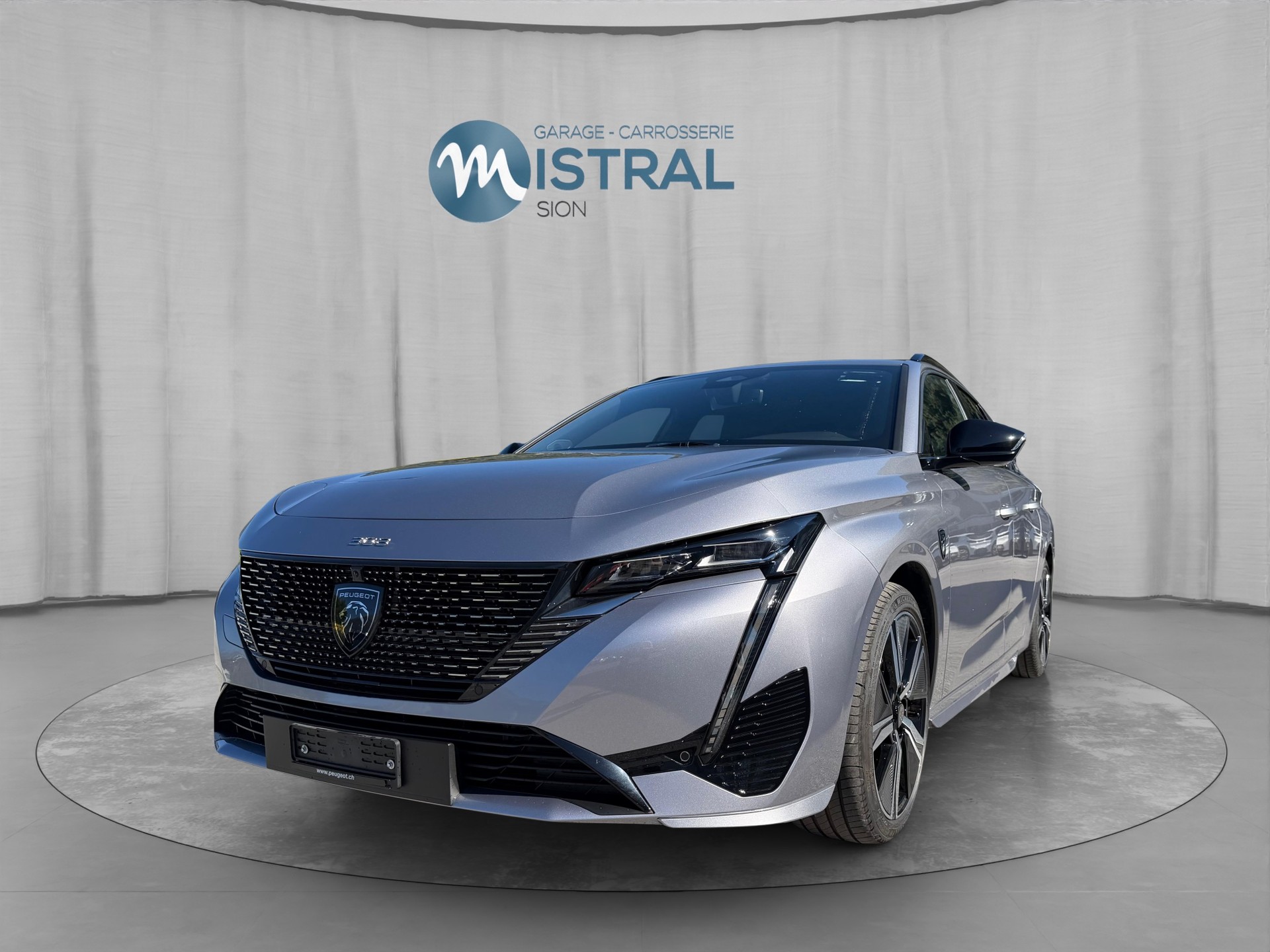 PEUGEOT 308 SW 1.6 PHEV 180 GT-image-0