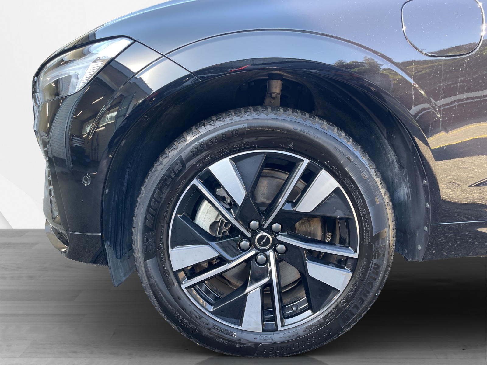 VOLVO XC60 2.0 T6 TE Plus Dark eAWD-image-8