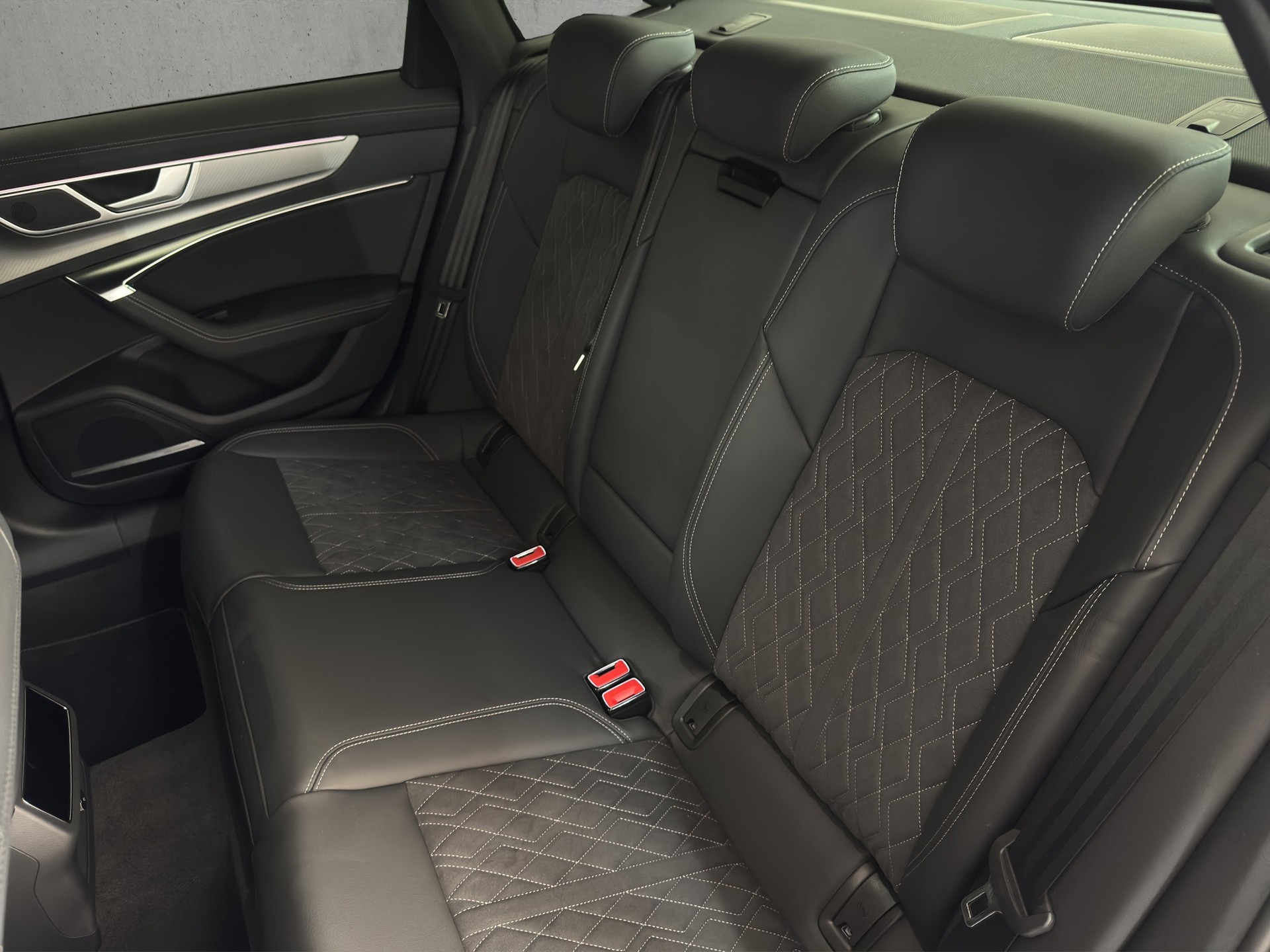 AUDI S6 Limousine 3.0 TDI quattro "Luftfederung-B&O-360°-Nachtsicht"-image-9