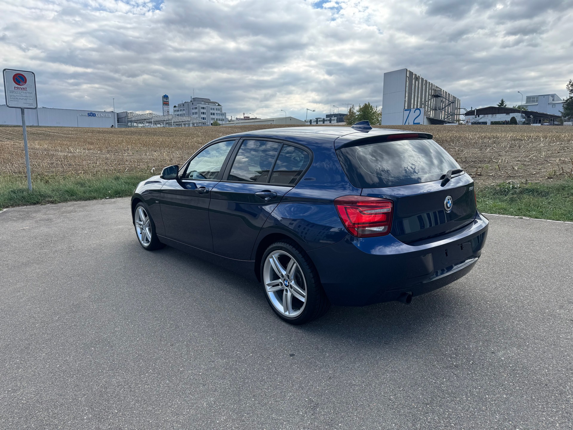 BMW 118i Urban Line Steptronic-image-6