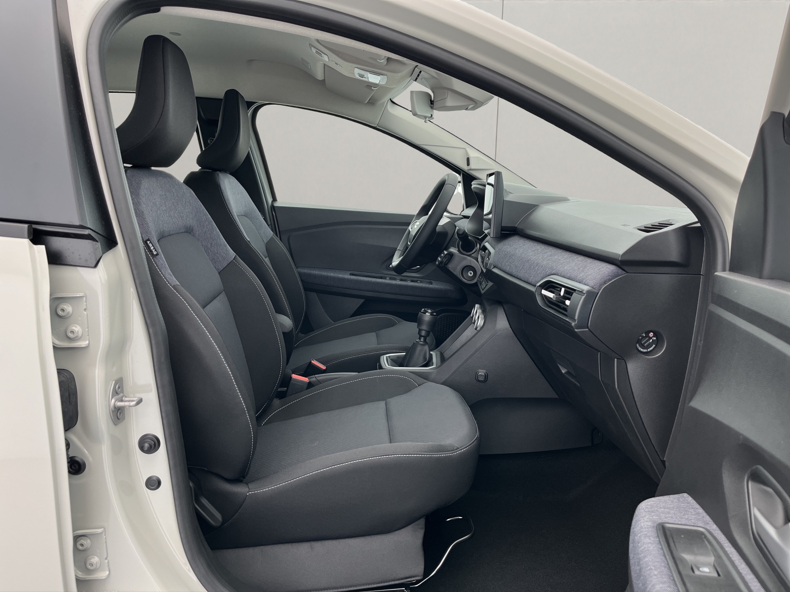 DACIA Sandero 1.0 TCe 100 Expression-image-15