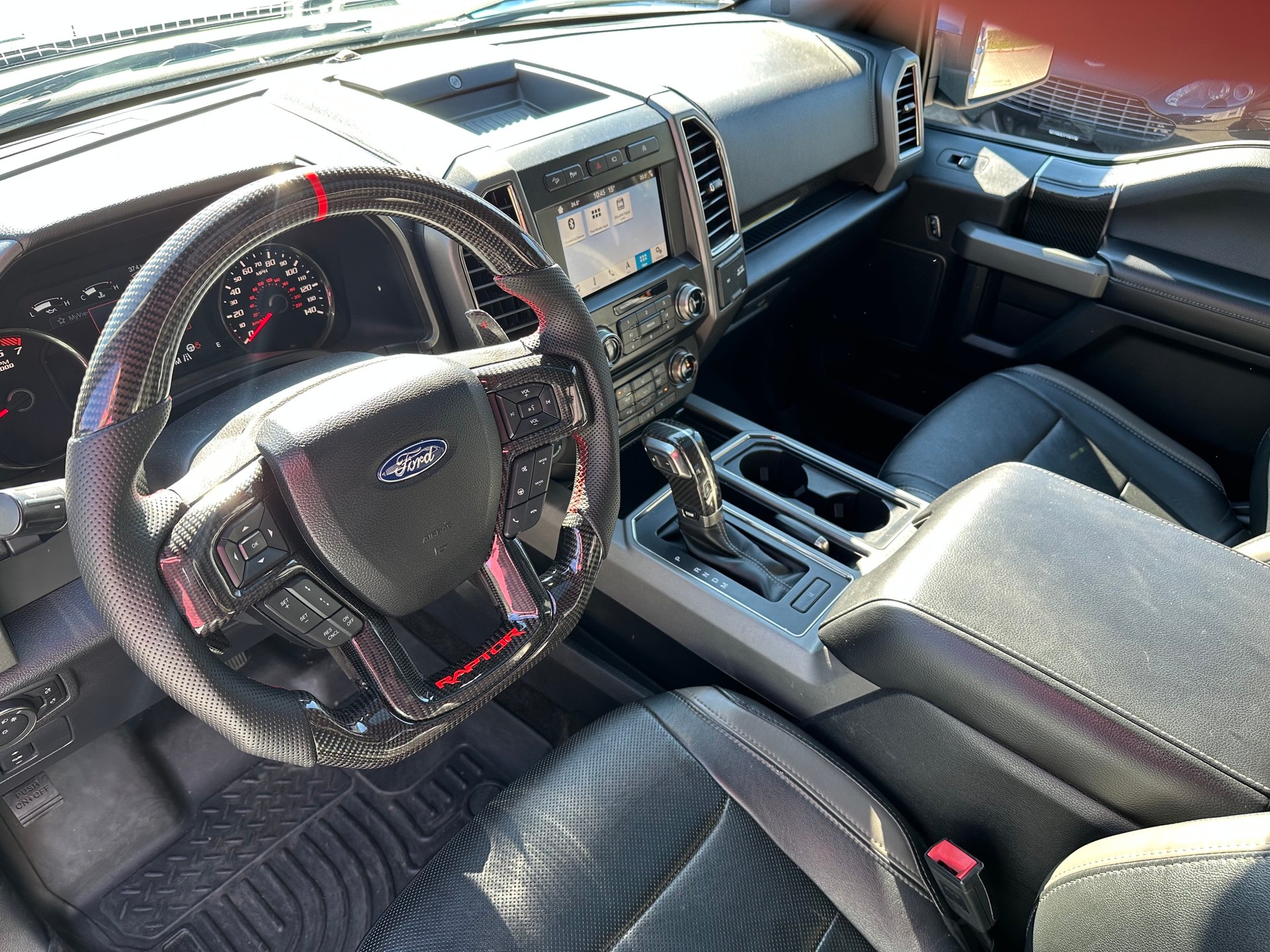 FORD F-150 Raptor Biturbo 456 PS-image-7