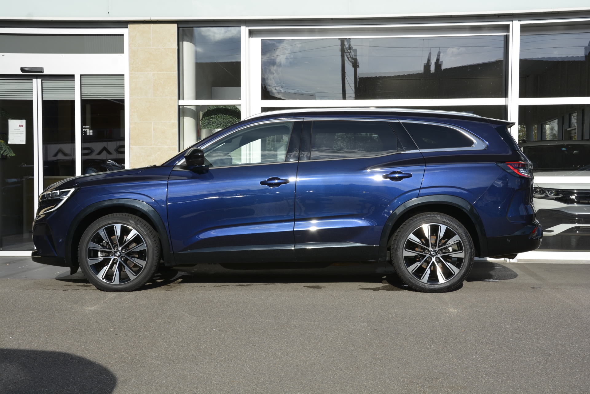 RENAULT Espace 1.2 E-Tech techno *7 Plätzer*-image-2