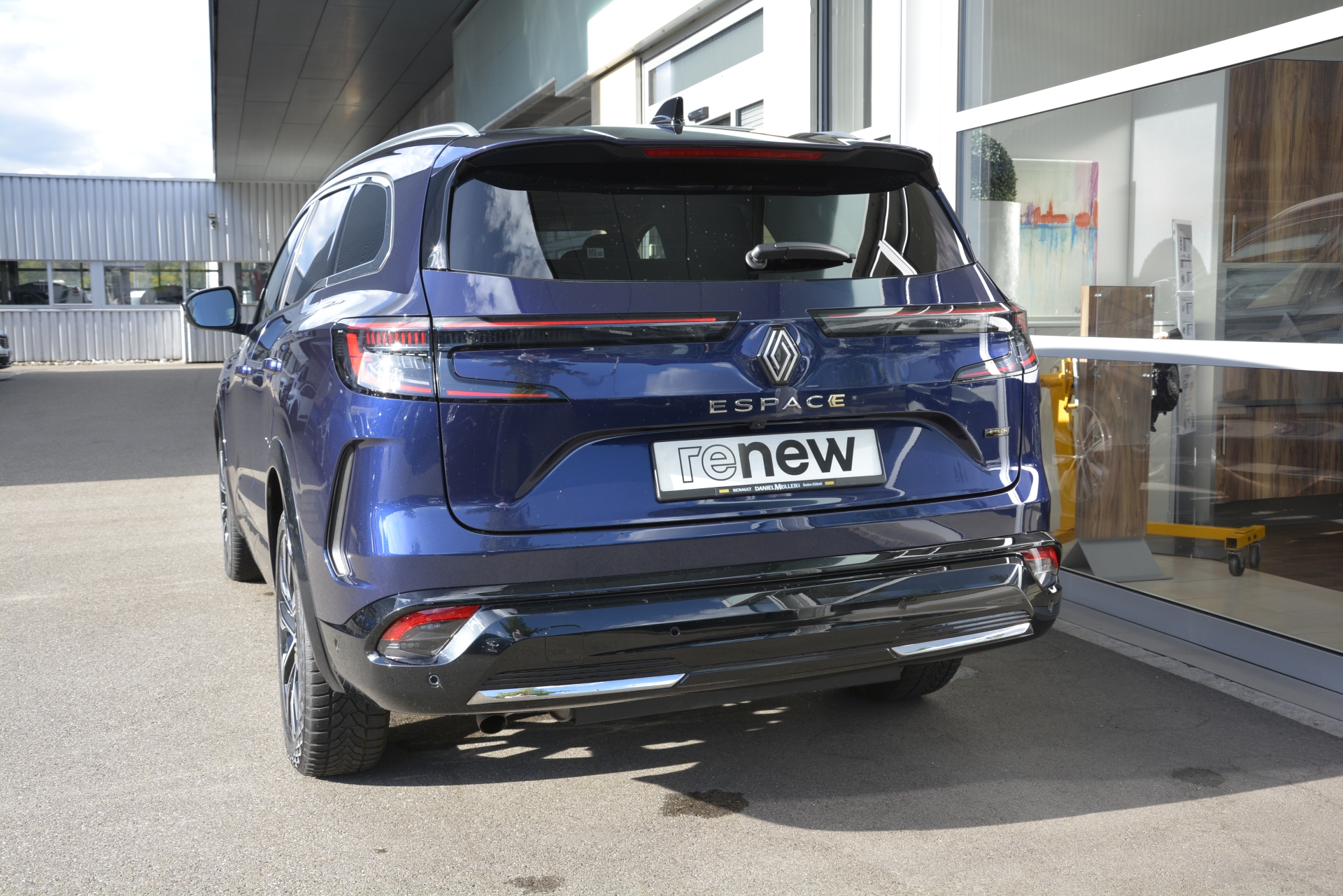 RENAULT Espace 1.2 E-Tech techno *7 Plätzer*-image-4