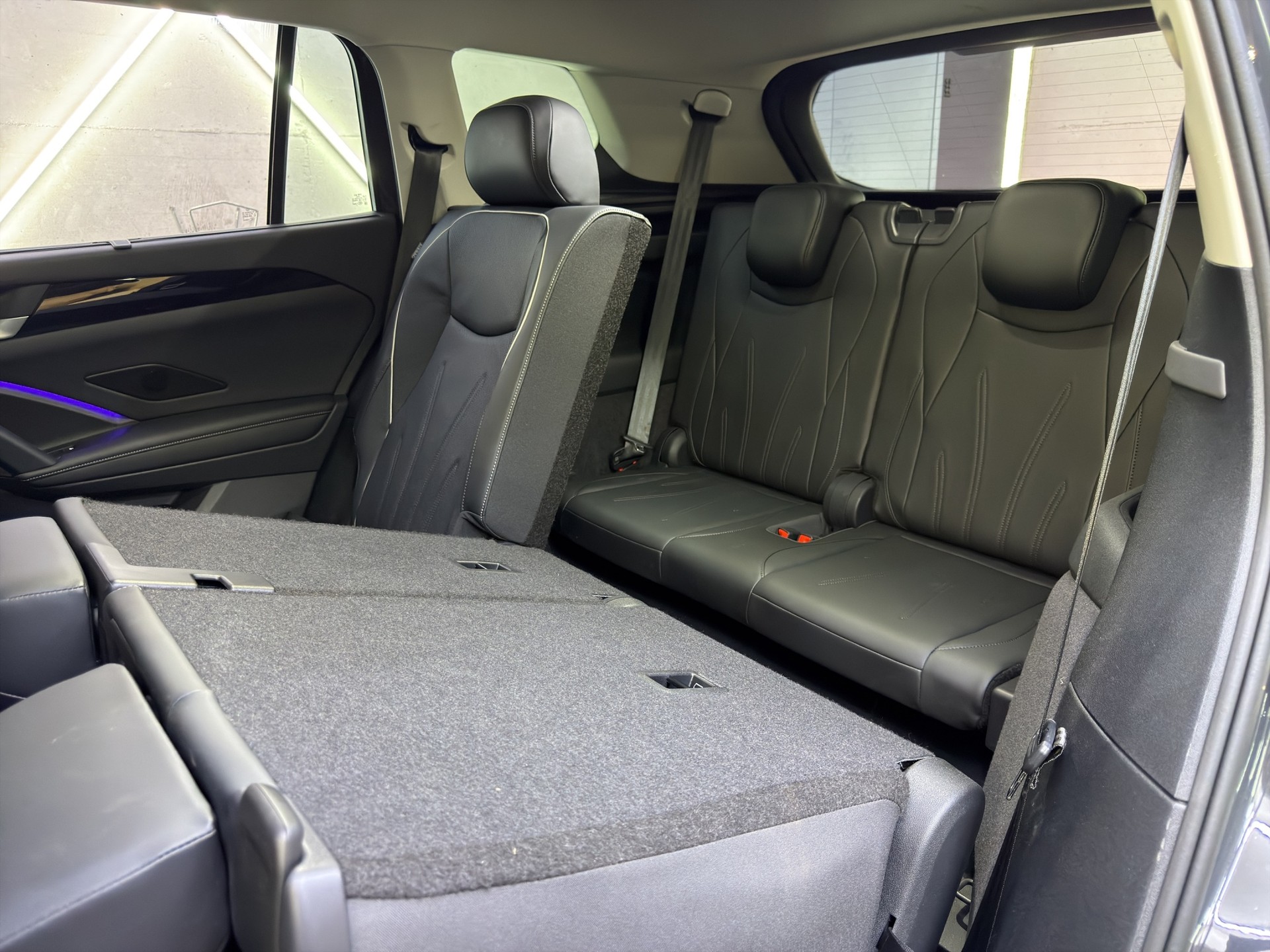 VW Tayron 2.0 TDI SCR Elegance 4Motion DSG-image-16