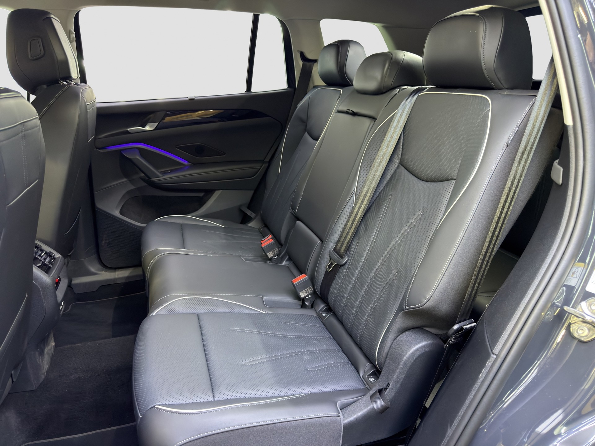 VW Tayron 2.0 TDI SCR Elegance 4Motion DSG-image-12