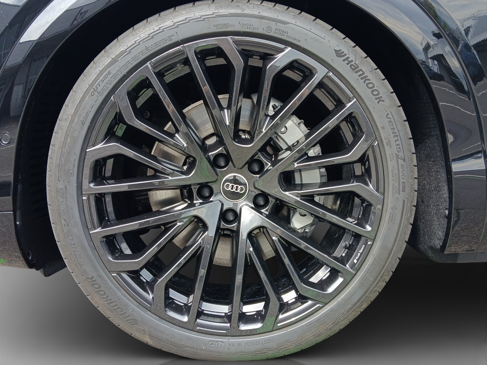 AUDI Q7 SUV TDI quattro 220 kW-image-0