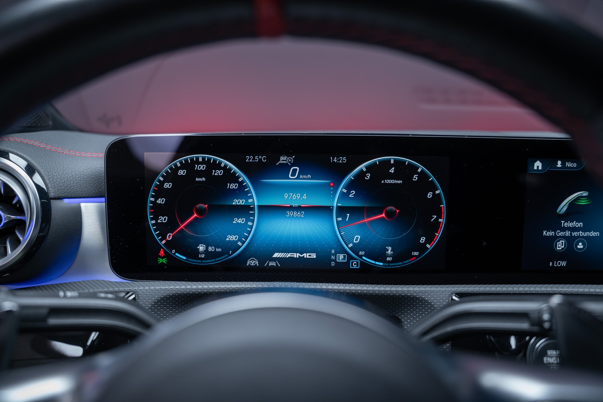 MERCEDES-BENZ CLA 35 AMG 4matic / 360°Kamera / Ambientebeleuchtung-image-29