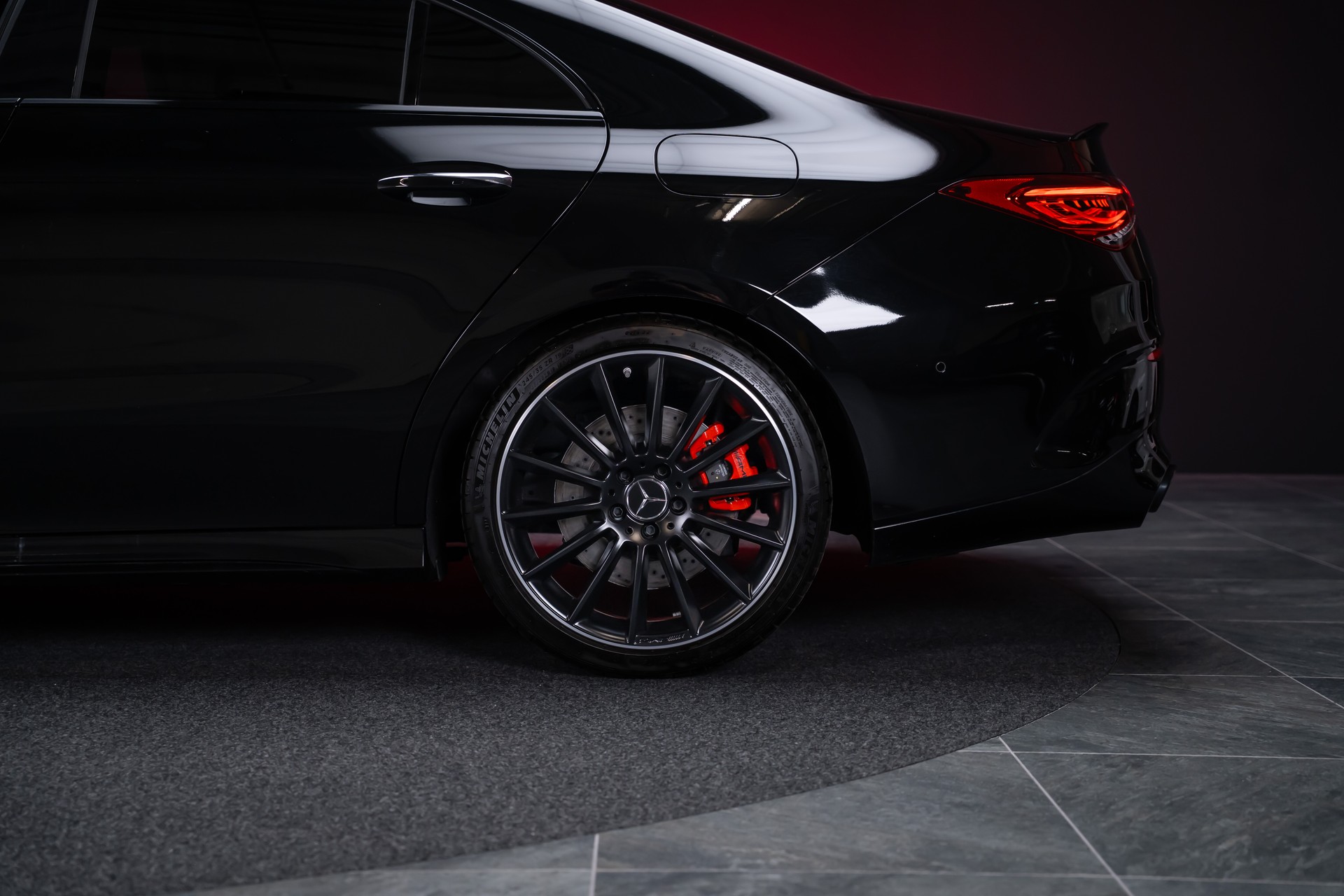 MERCEDES-BENZ CLA 35 AMG 4matic / 360°Kamera / Ambientebeleuchtung-image-38